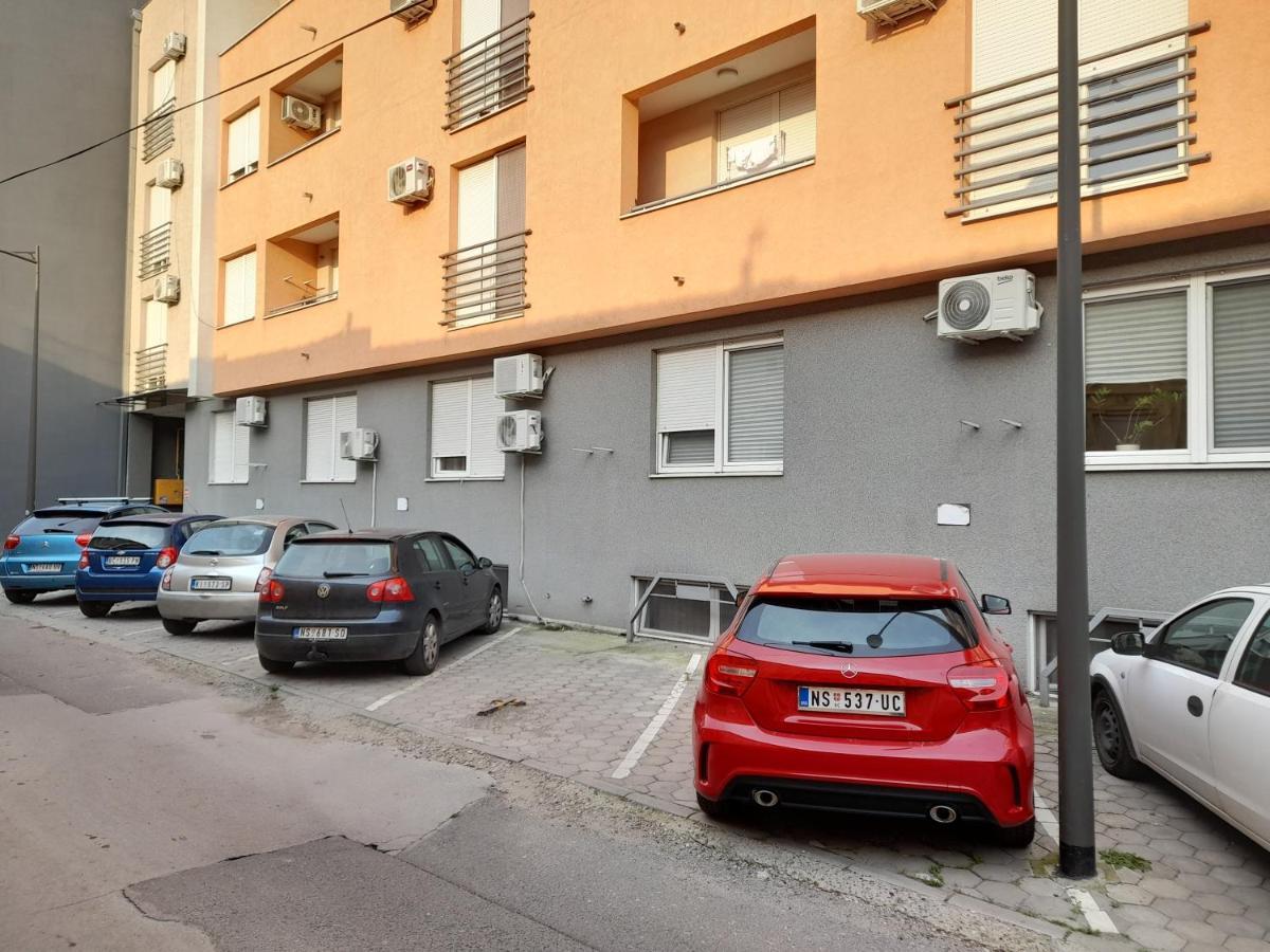 Nikola Ns Lejlighed Novi Sad Eksteriør billede