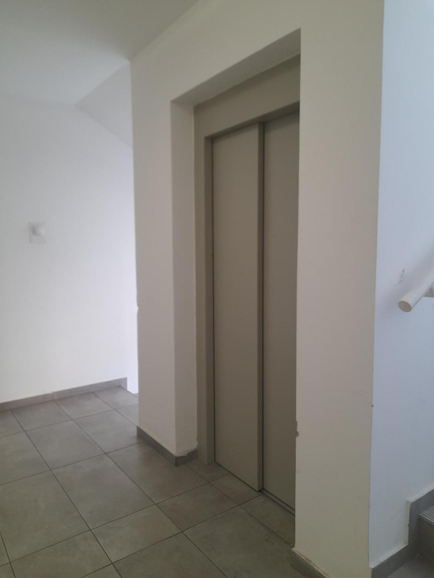 Nikola Ns Lejlighed Novi Sad Eksteriør billede