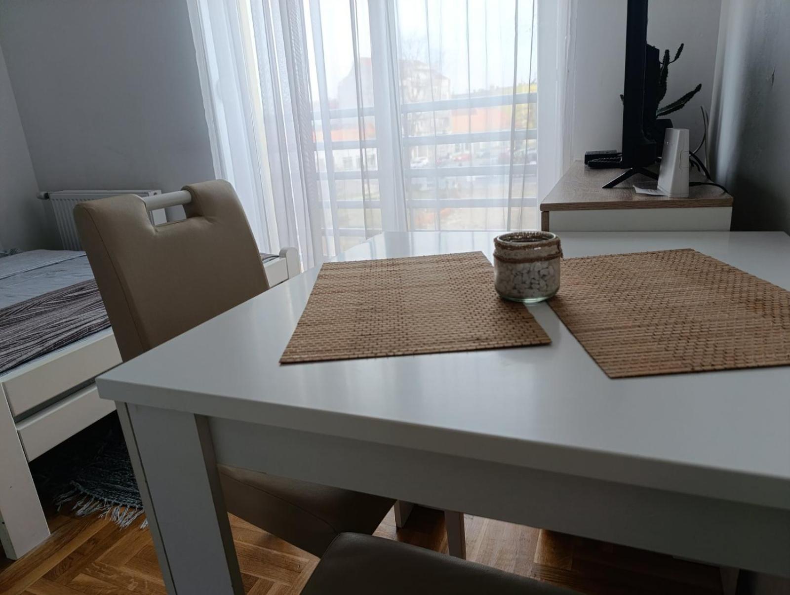 Nikola Ns Lejlighed Novi Sad Eksteriør billede